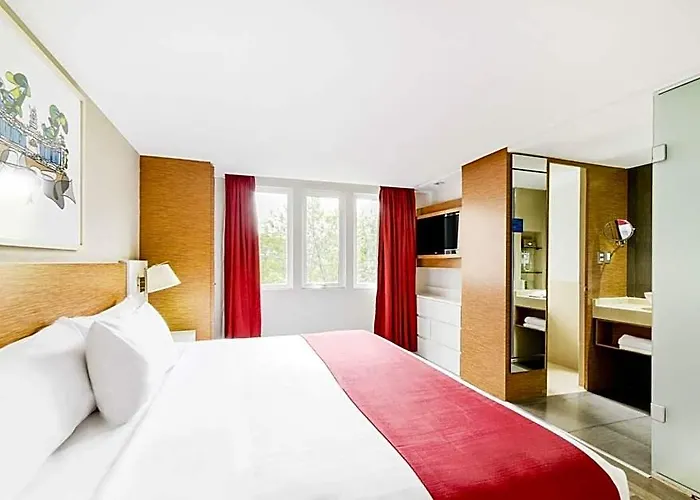 Отель Express By Marriott Ciudad De Alameda Мехико