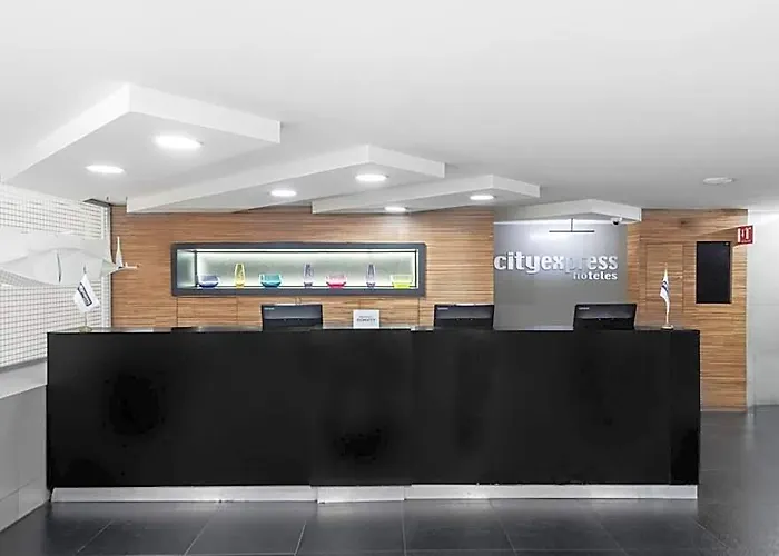 Hotel Express Ciudad De Alameda