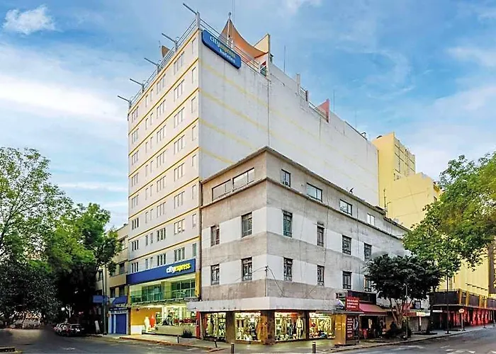 Hotel Express Ciudad De Alameda 3*